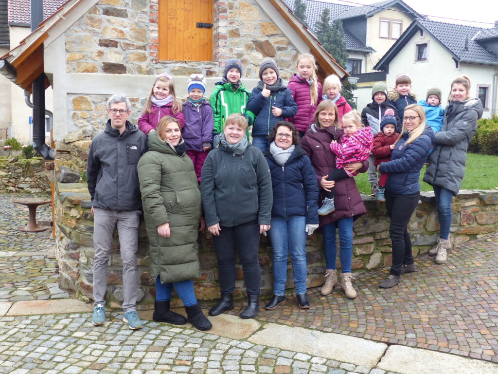 von links: Stefan Meller, Kristin Schumann, Kristin Hennig, Karina Konrad, Tina Höptner, Maria Cotta und Lisa Funk